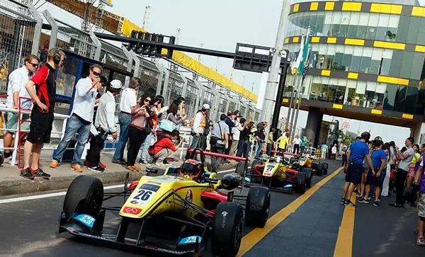 澳門格蘭披治大賽車 - Macau Grand Prix