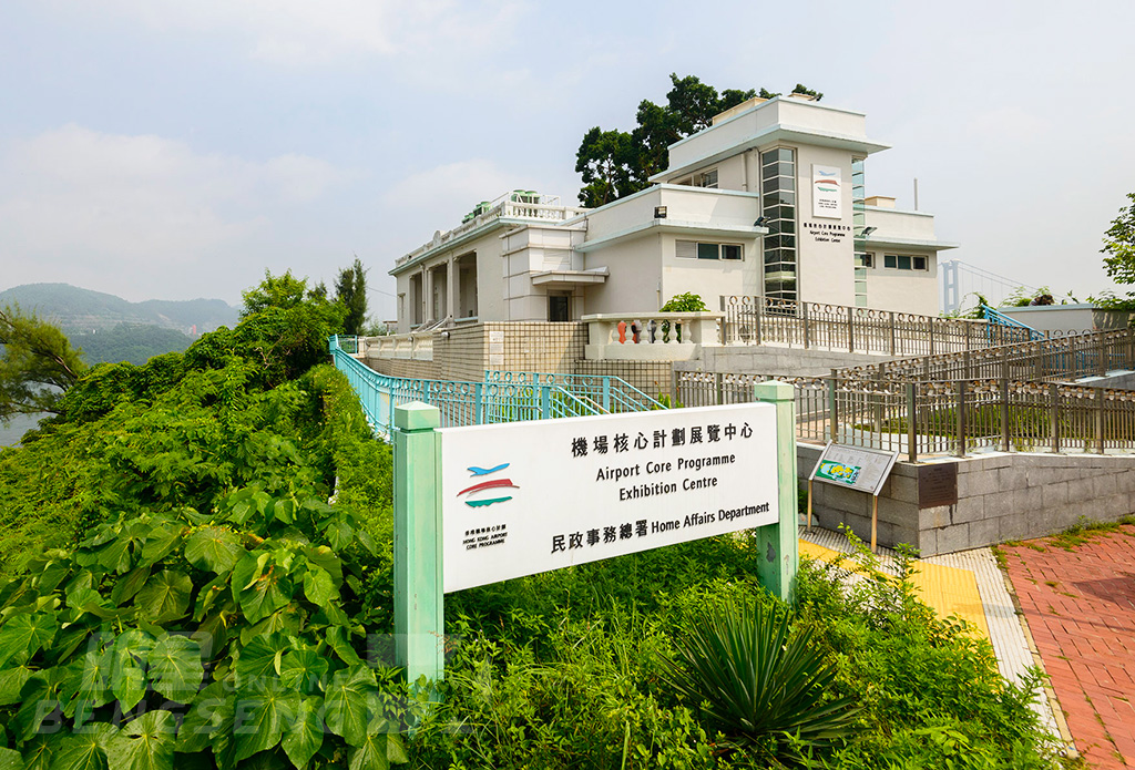 【導賞團】朗屏葡萄園、壽桃牌星級麵館、機場核心計劃展覽中心、南豐紗廠、花膠鮑魚宴 一天遊 (包團)