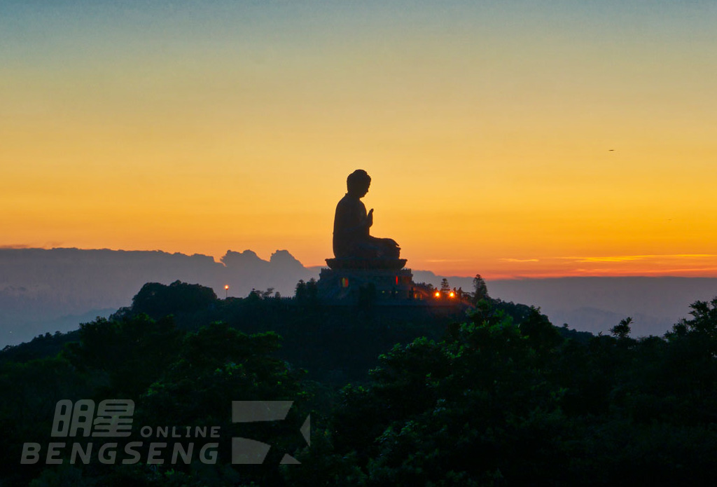 【導賞團】昂坪360纜車、天壇大佛、心經簡林、昂坪市集、蓮寺齋宴 一天遊 (包團)