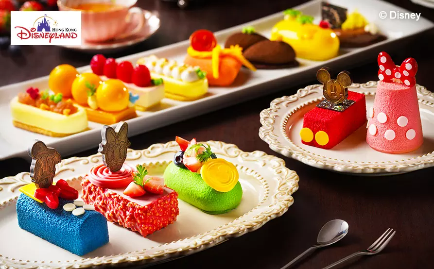 甜品巡禮：榛子朱古力慕思蛋糕、紅桑子絲絨蛋糕、迪士尼特式甜品球